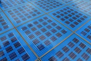 Новые органические фотоэлементы для солнечных батарей показали рекордно высокую эффективность